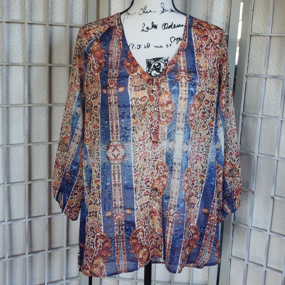 Show me your MuMu semisheer 3/4 sleeves multicolor women's tunic top size  M